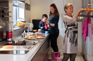 Heeft uw zorgverzekeraar zorg voor lekker blijven wonen?